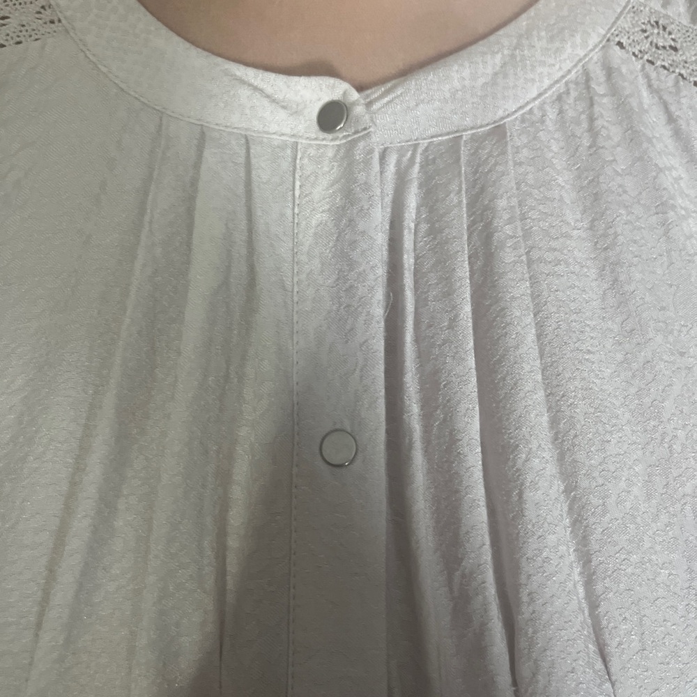 Comptoir Des Cotonniers Light Grey Snap Front Blouse Size Small - Picture 5 of 9